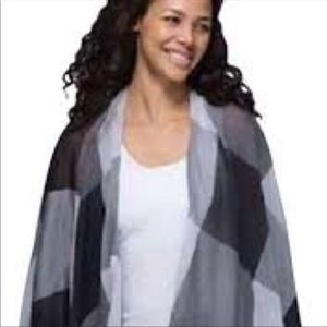 Lululemon sun moon scarf